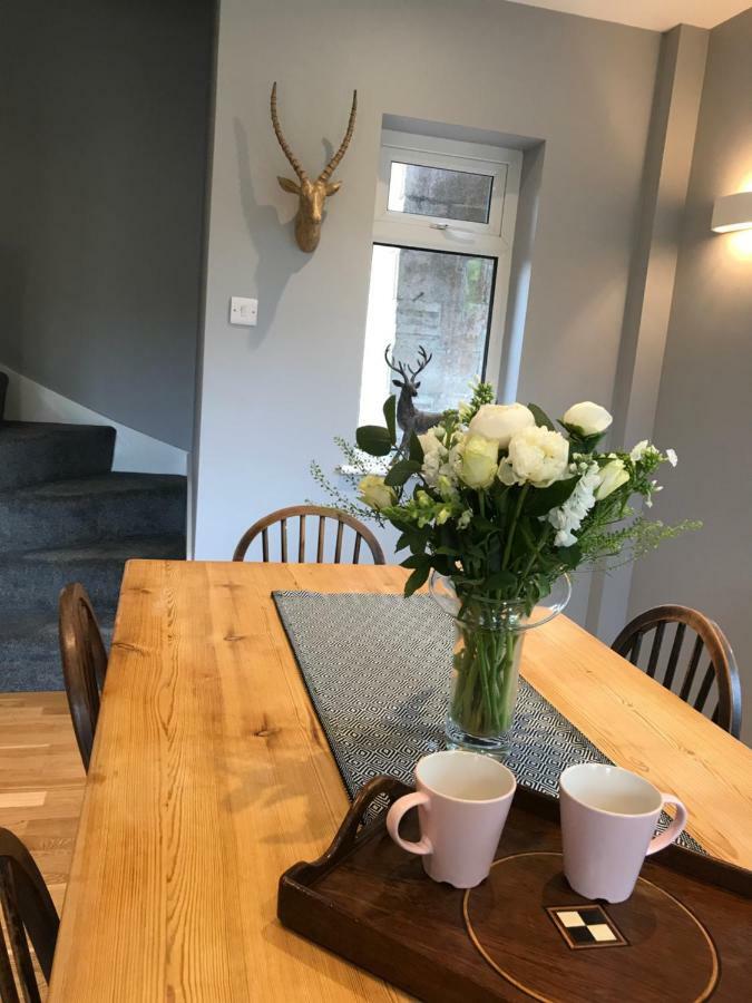 Hunters Lodge Exeter, Free Parking, Country Views, Great Wi-Fi, Large Garden Poltimore Exteriér fotografie