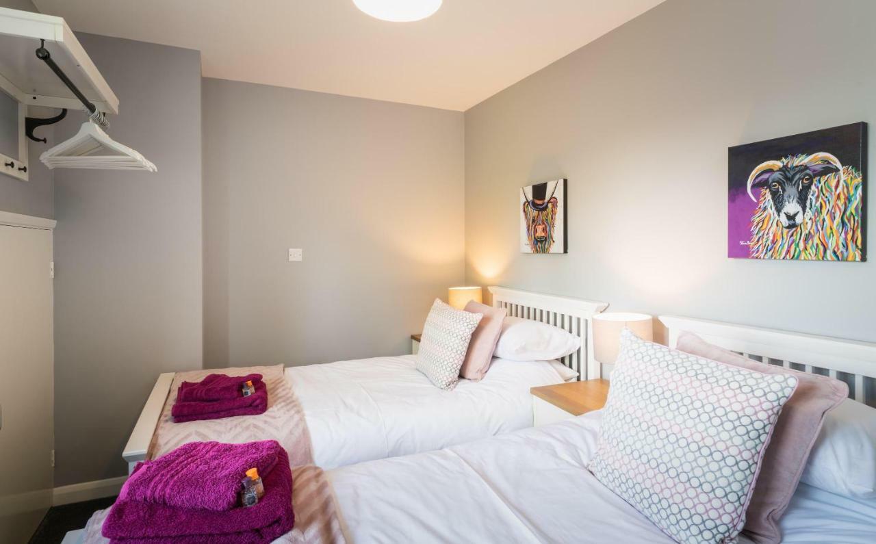 Hunters Lodge Exeter, Free Parking, Country Views, Great Wi-Fi, Large Garden Poltimore Exteriér fotografie